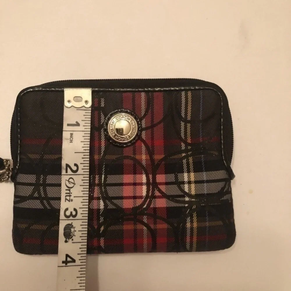 Coach mini wear